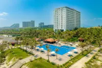 Ocean Waves Resort Cam Ranh Các khách sạn ở Cam Lâm