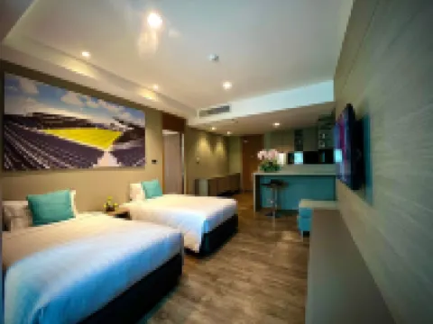 เดอะ คริสตัล โฮเทล บุรีรัมย์ โรงแรมในบุรีรัมย์