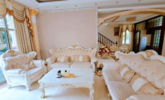 Zhilin Hotel (Danxia Mountain Hotel)