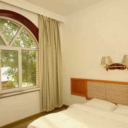 Jucaiwan Hotel (Jingpo Lake Scenic Area Branch)