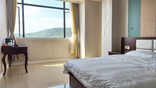 Pingfang Homestay (Huaiji Shidongzhen)