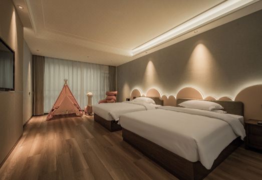 망산 호텔 전경