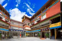 Jiuzhaigou Chujian Impression Hotel Các khách sạn gần Minsufengqing Culture Square