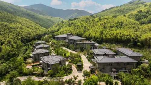 Yixing Bamboo Sea Suiyuan Valley Hotel