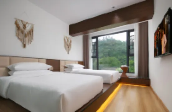 梵淨山辰山墅苑（梵淨山東門） 亜木溝風景区周辺のホテル