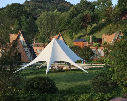 太姥山露雲娜美時間キャンプ場 福鼎のホテル