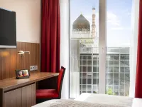 Leonardo Hotel Dresden Altstadt Hotels near Circus Sarrasani