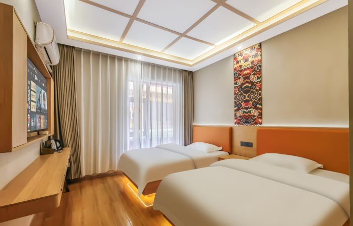 Heishui Shanlirenjia Inn
