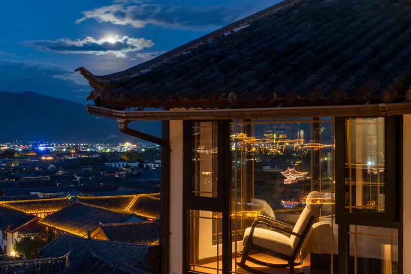 Lijiang Ancient Town, Mid-levels, No Noise Viewing Light Luxury Courtyard