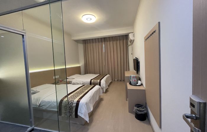 Taining Ping an Express Hotel