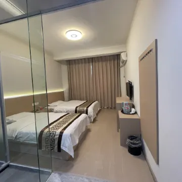 Taining Ping an Express Hotel