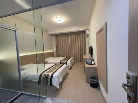 Taining Ping an Express Hotel