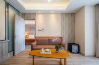 Xincheng Hotel (Yantai University International Expo Center Branch) - Beach