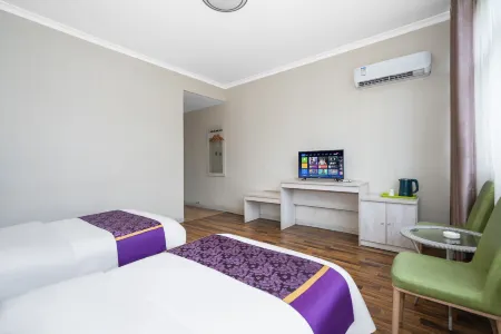 shengaixianting Отели рядом с достопримечательностью «Zhashui Karst Cave»