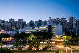 โรงแรมเอทัวร์ (ถนนจิ่วหลง เมืองเก่าจางโจว)
