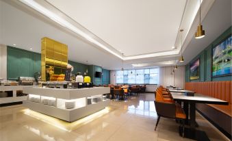 Jinhong International Hotel (Fuyun Passenger Transport Terminal Branch)
