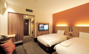 3. Hotel Ne..
