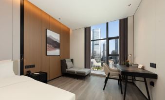 Atour Hotel Guangzhou Panyu Chimelong South Village Wanbo Metro Station