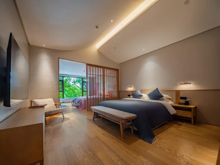 Fairyland Shangpin Homestay (Leshan Shangzhongshun Commercial Street)