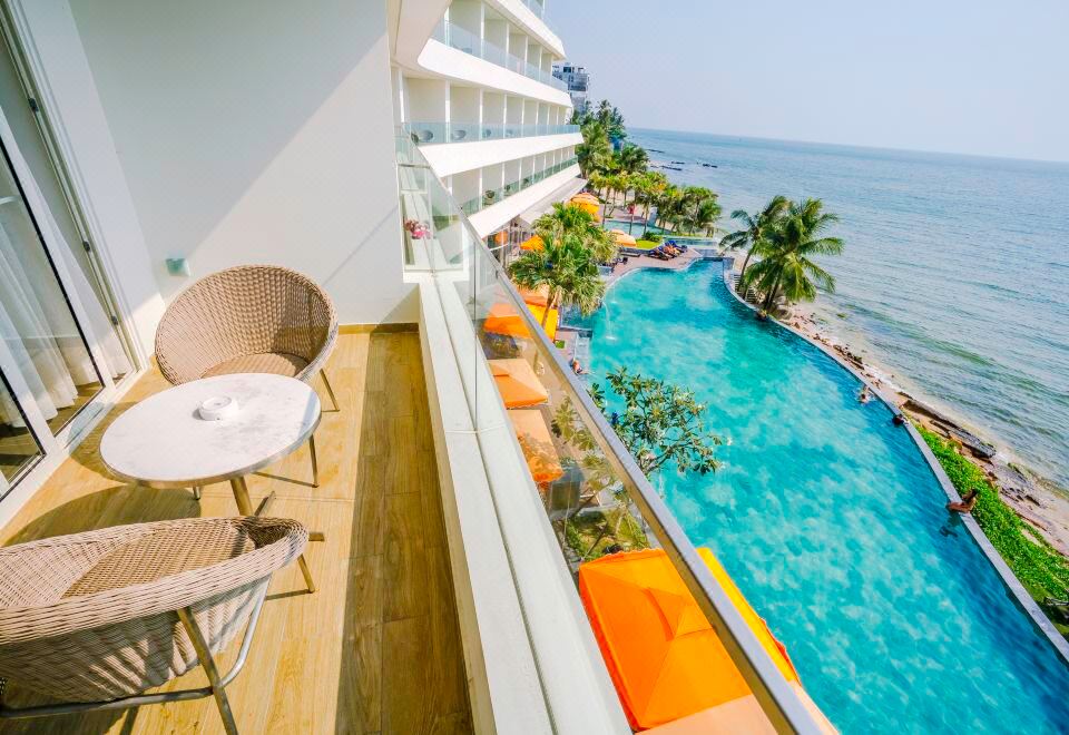 5. 시셸스 푸꾸옥 ..