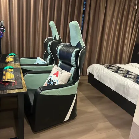 Siyang Roman Holiday Hotel