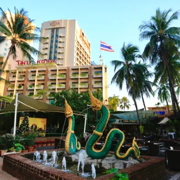 Kosa Hotel & Wellness Center Hotels near U-Bar