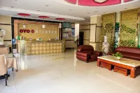 Gezihua Business Theme Hotel Wufeng - 2-Star