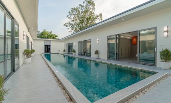 T M L-Manor House 6 Bedroom-Independent Swimming Pool and Powerful Ktv
