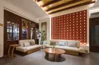 Floral Hotel·Qichi Hot Spring hotel (Zhangzhou Ancient City Branch)