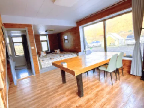 Xuegu Bilaolv Hostel Hotel โรงแรมในอู่ชาง