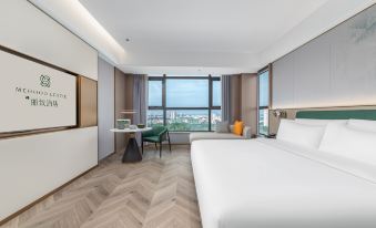 MEHOOD LESTIE Hotel (Dongfang Railway Station Wanda Plaza)