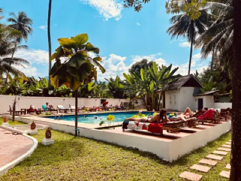 The Jam Hostel Hoteles cerca de Wat Mai