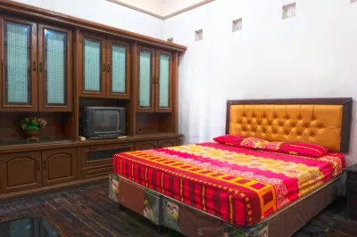 Tobana House Bintaro Hotel di Kecamatan Pesanggrahan