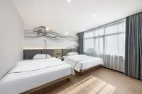 A Home Hotel (Jinjiang Coach Station)