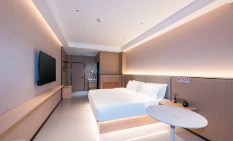 Comfort Hotel (Beijing Xizhimen Cishousi Subway Station Branch)