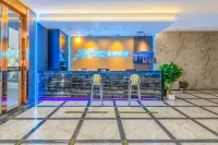 PK E-Sports Hotel (Fuzhou Dongjiekou West Lake Park)
