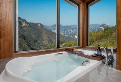 山谷戀民宿（張家界森林公園中門店） 袁家界景區-長壽亭附近的飯店