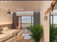 Shiyue Shiqi Homestay