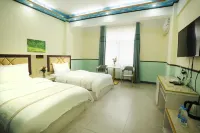 Lvchun Terraced Fields Homestay