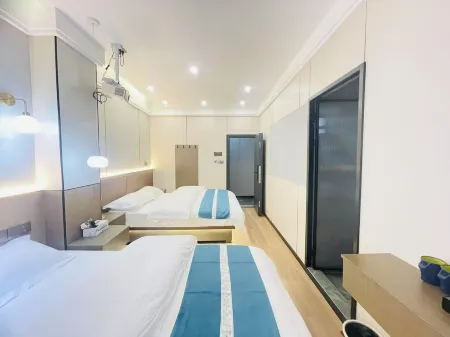 Kangding Furui Yueju Homestay Отели в г. Кандин