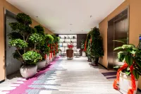 Chunmu Business Hotel (Liaoyang Zhongnan Wangjing) Hotels in Liaoyang County