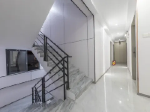 四季影寓（廣州大學城GOGO新天地店） 鄰近練溪村的酒店