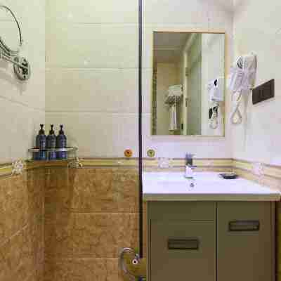 Xinglong Hotel (Golmud Railway Station & Kunlun Park Branch) Rooms