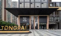 Chengdu Global Center Tongpai Hotel（Convention Center） Hotels near Huijin Square