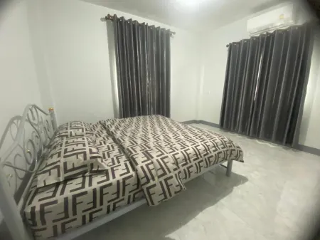 03 Bedroom House in Chiang Mai Отели рядом с достопримечательностью «dorm Maejo University»