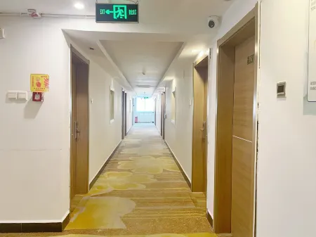 Xinjindu Hotel Отели в г. Юнфу