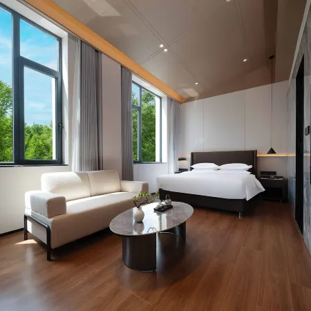 Biway Mansion Hotel (Puyang Jingkai Avenue Stadium Branch)