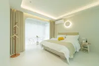 Dehang Shuangyue Villa Homestay - พร้อมระเบียง