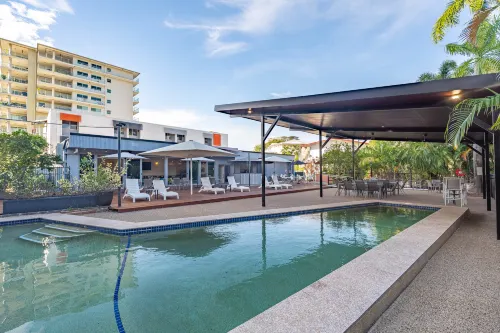 Vitina Studio Motel Hotels in Parap