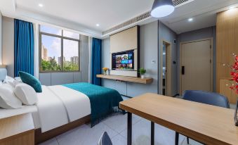 Xuwen Yunduo Smart Hotel (Jingang Avenue)